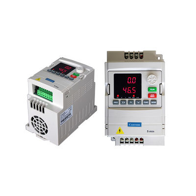 VFD Làm mát không khí Tần số cao Biến tần năng lượng mặt trời Kích thước hiện tại 140 * 240 * 183mm
